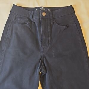 Hollister Dark Blue Ultra High Rise Mom Pant Size 23 Denim